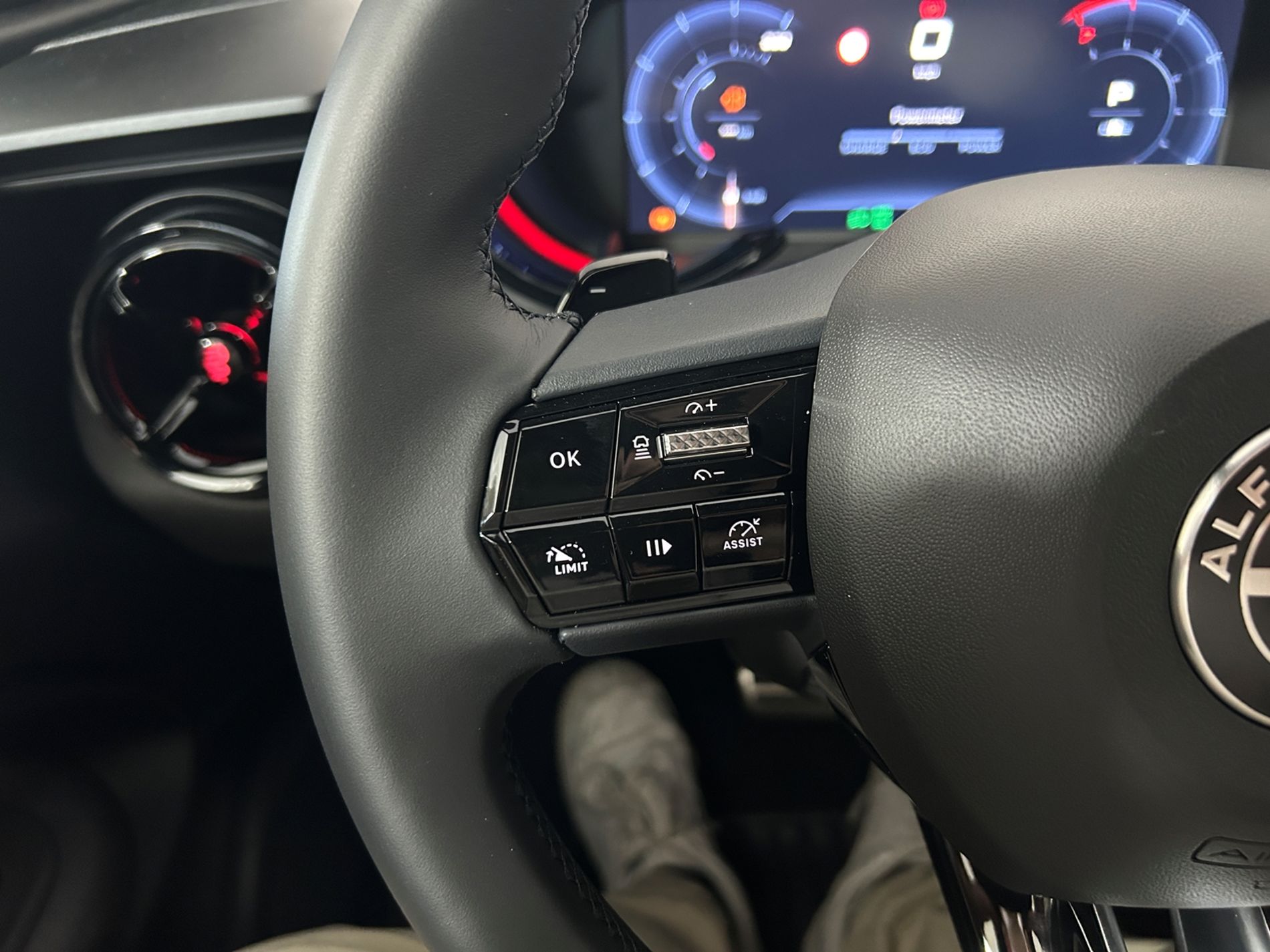 Junior 1.2 ibrida Speciale - Autoviemme